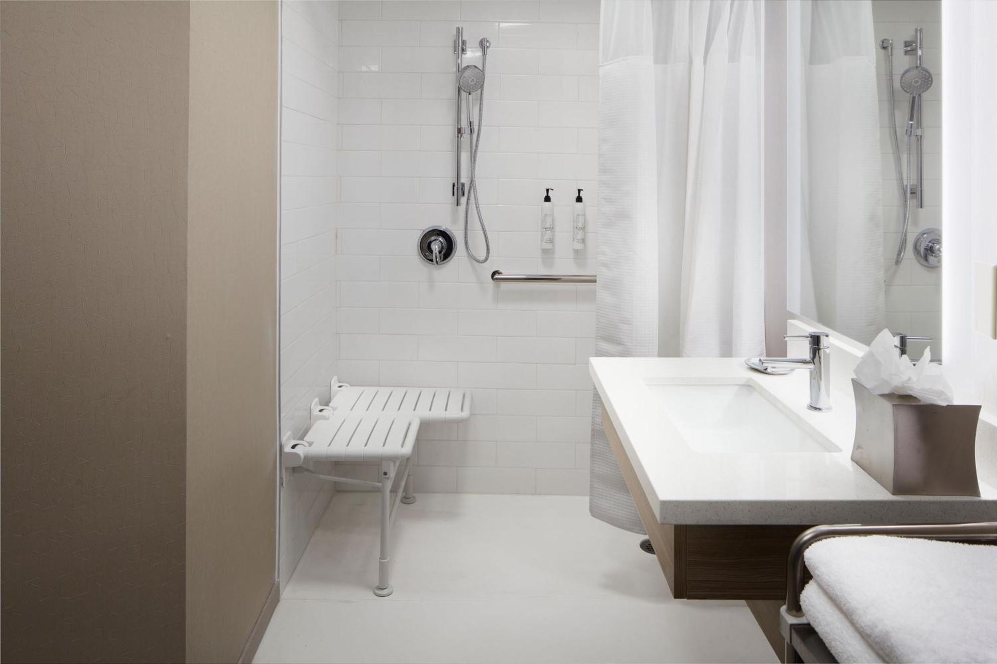 Springhill Suites By Marriott Virginia Beach Oceanfront Exterior foto